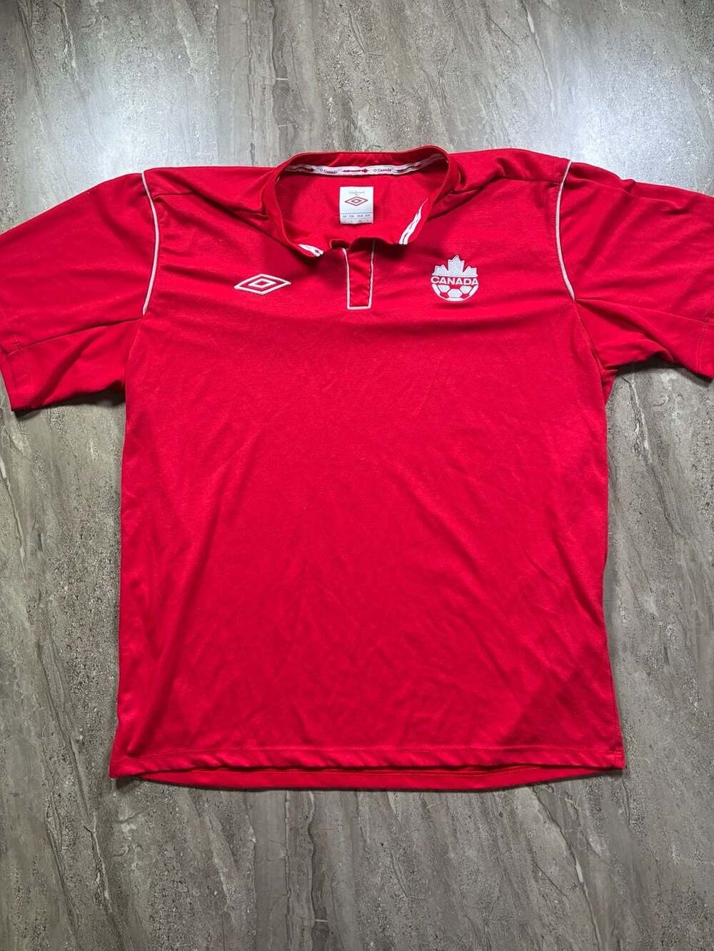 Umbro Canada Soccer Jersey Size L Red Football Polo Shirt